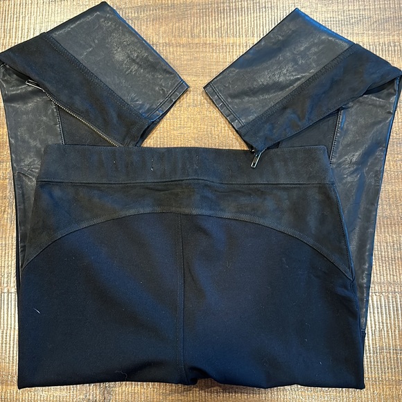 Anthropologie Black Vegan Leather & Suede Leggings Sz 28 - Picture 9 of 11